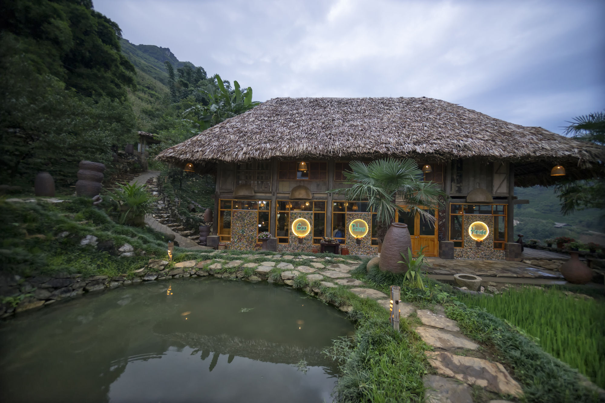 Отель Eco Palms House - Sapa Retreat Экстерьер фото